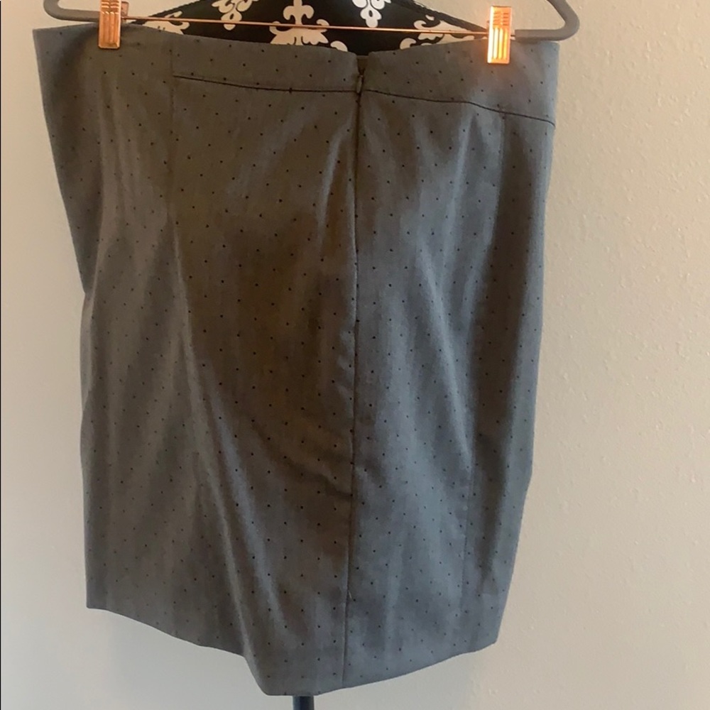 Skirt - Picture 2 of 4